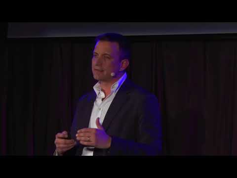 Open Innovation: collaborazione, ecosistemi e &quot;know-where&quot; | Federico Frattini | TEDxBrianza