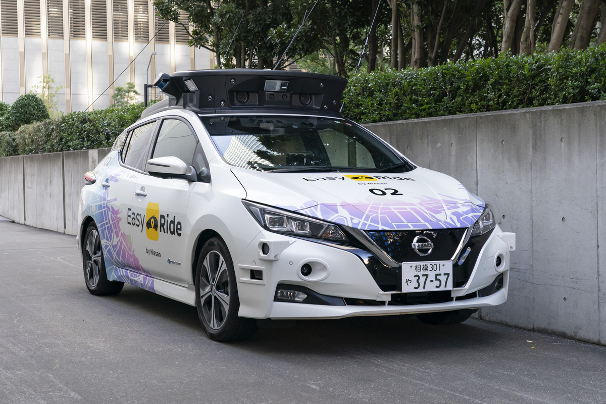 Guida autonoma: Nissan al lavoro per i primi robotaxi nel 2027