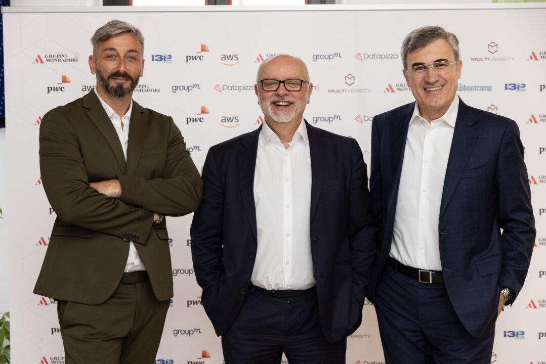 Mondadori lancia PLAI, un acceleratore di startup per la GenAI: investimento di 6 milioni in tre anni
