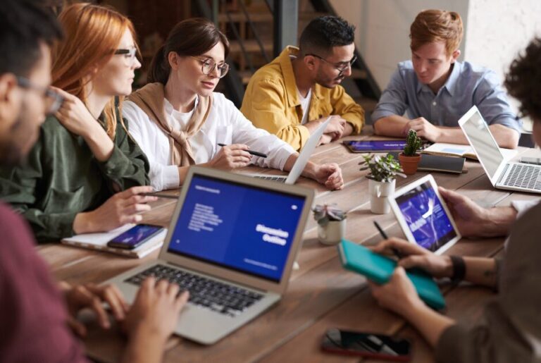 Digitale Sociale: come partecipare al bando per aumentare competenze e soluzioni digitali nel non profit