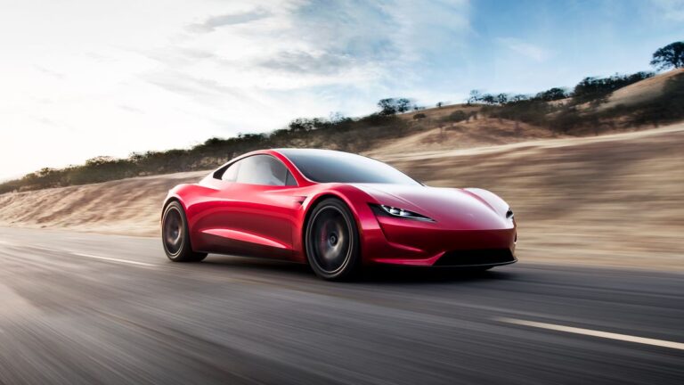 Tesla Insurance è arrivata e userà i dati per concorrere sui prezzi