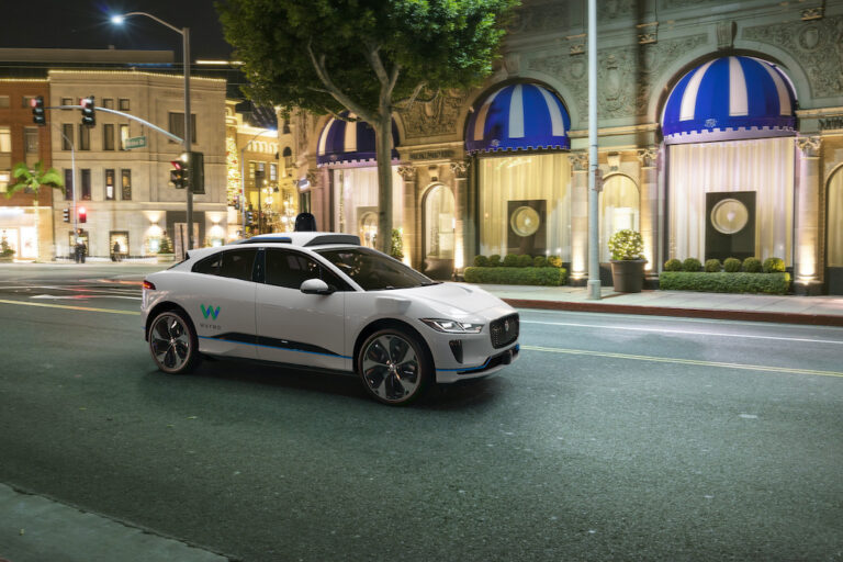Capegemini, i 5 livelli tecnologici dell'auto autonoma