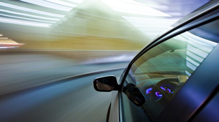 auto-connected-car-151001124840