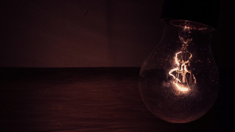 light-bulb-151112155838