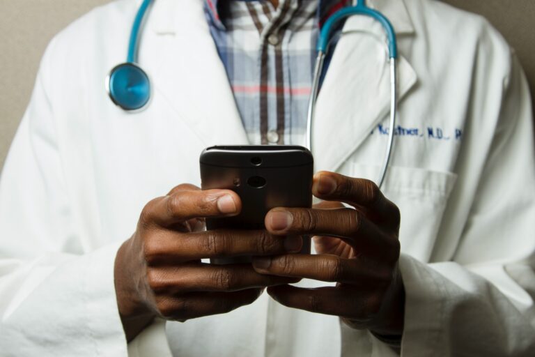 Digital health: cos'è, vantaggi e mondo insurance