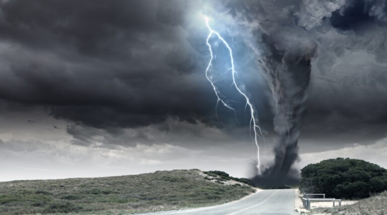 tornado-150930150240