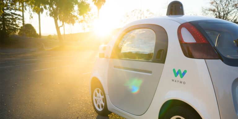 Driverless car, ecco come verranno assicurate (secondo Google)