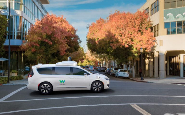 Auto a guida autonoma, cosa attendersi nel 2019