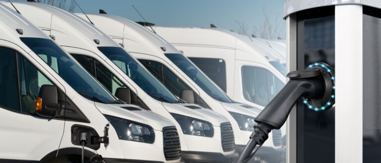 La sfida dell'elettrificazione delle flotte aziendali: strategie e cambiamenti operativi necessari