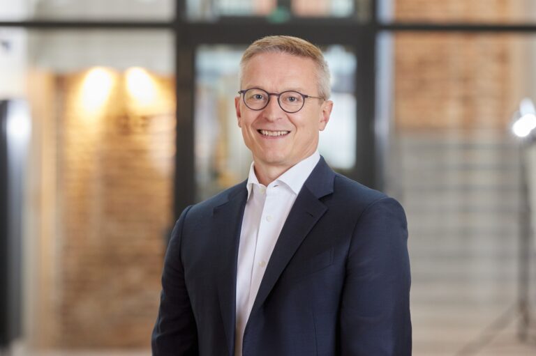 In Germania un manager del retail diventa ministro per la digitalizzazione: ecco chi è Karsten Wildberger