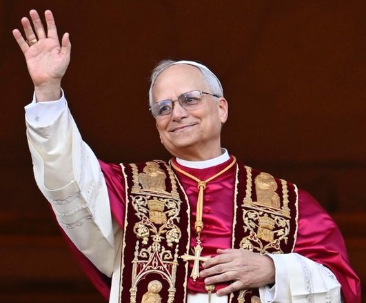 Leone XIV, il lavoro e le tecnologie digitali: come il Papa matematico affronterà la sfida dell’AI?