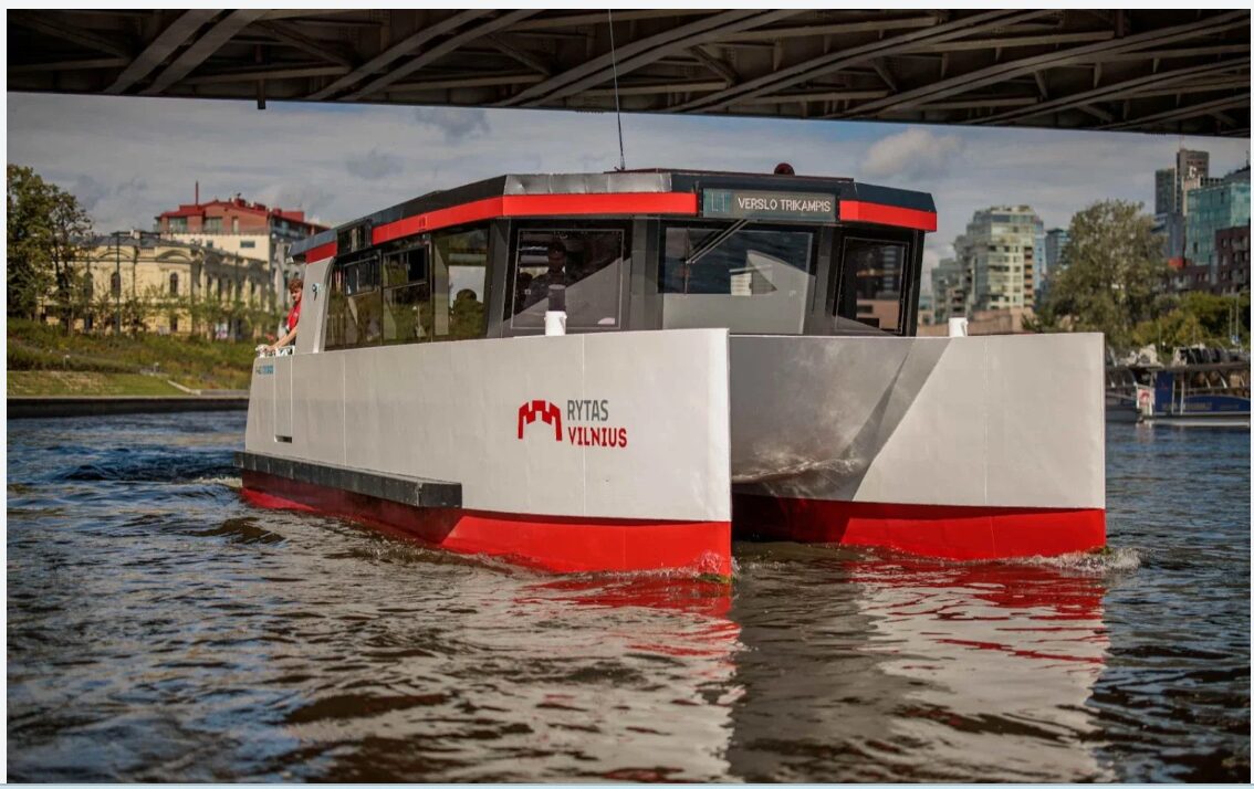 Battello elettrico a Vilnius