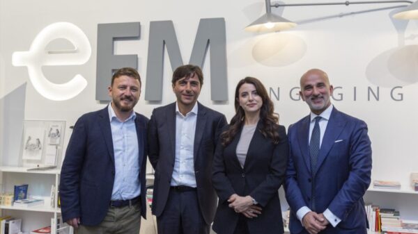 eFM acquisisce Opinno