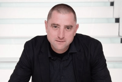 Bradley Hopkinson, ex Vice President Consumer & Device Sales di Microsoft, entra in Startup Bakery