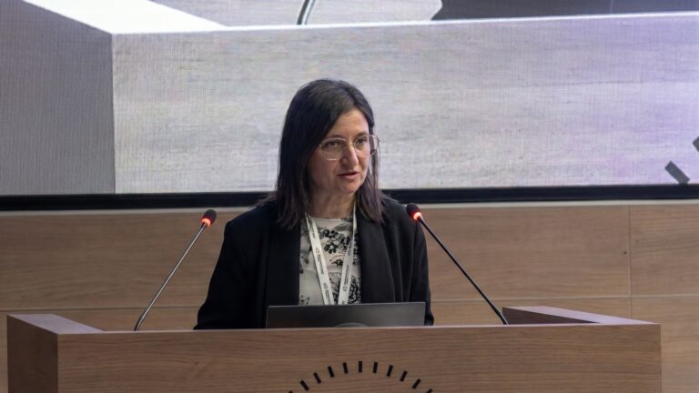 smart home e ai economyup