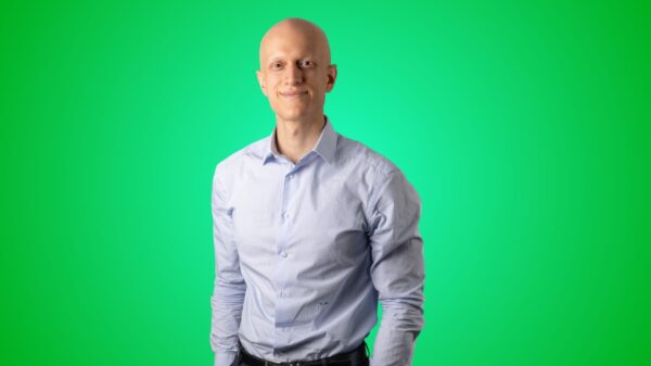 open innovation economyup